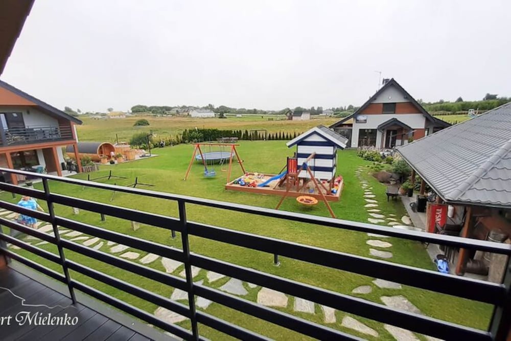 Holiday House, Sauna, Whirlpool, Mielenko view 5