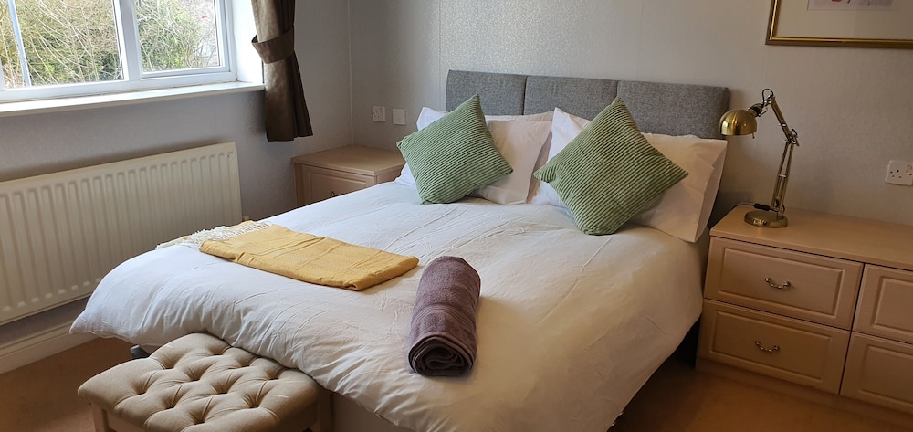Luxury King House view 3