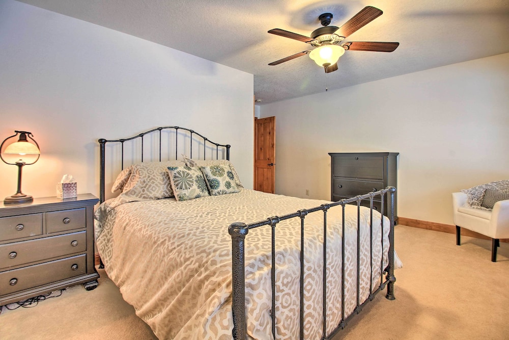 Lakefront Giants Ridge Retreat Near Ski & Golf! view 4