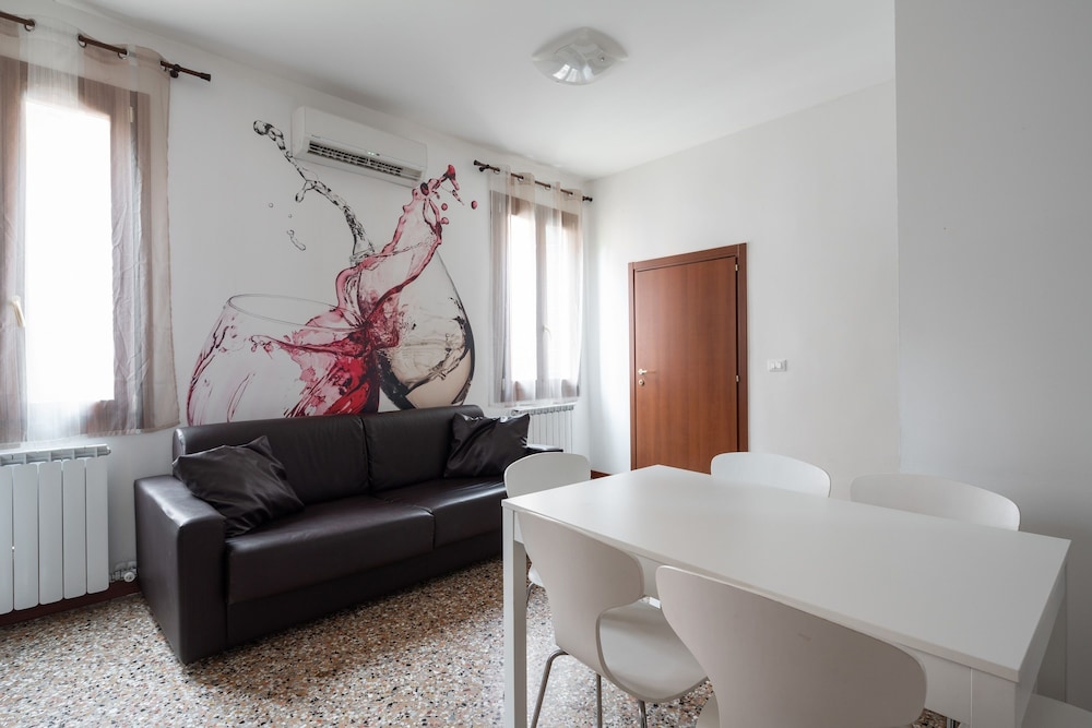San Polo Canal View Apartments