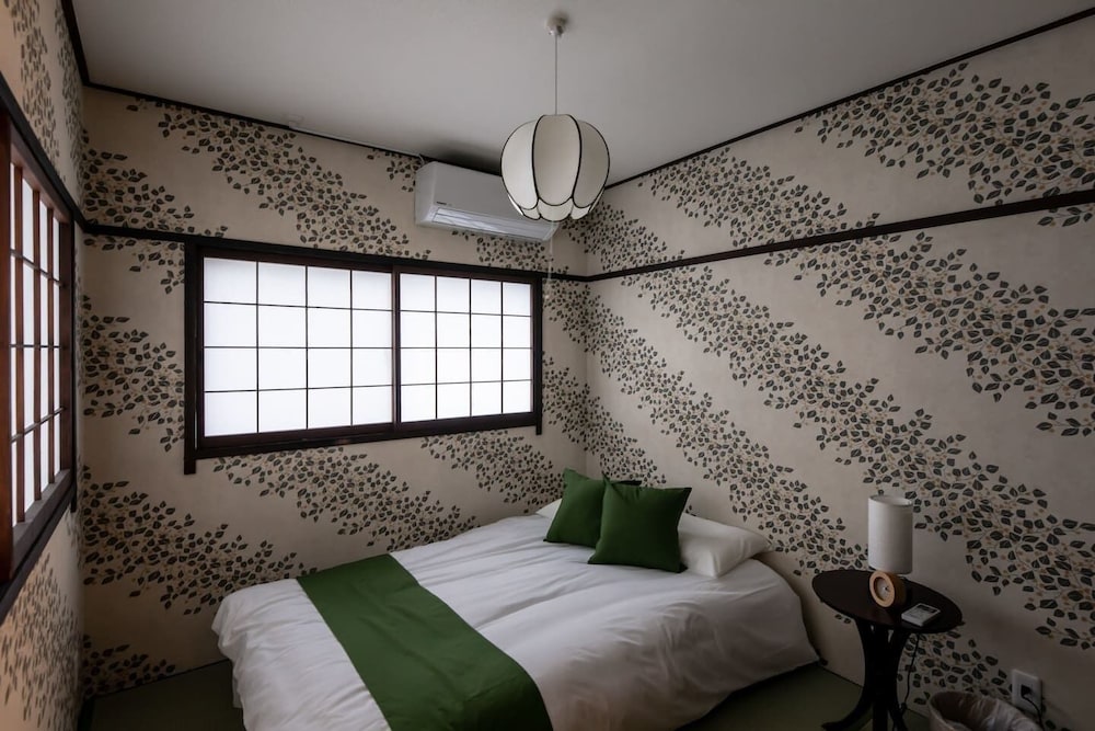 R-Guest Residence