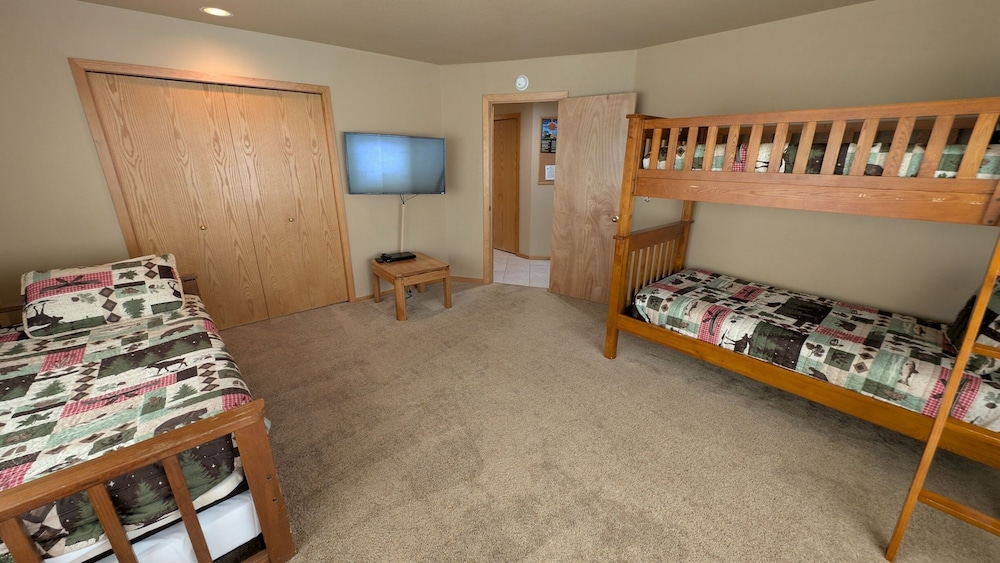 Foursome 2 4 Bedroom Home