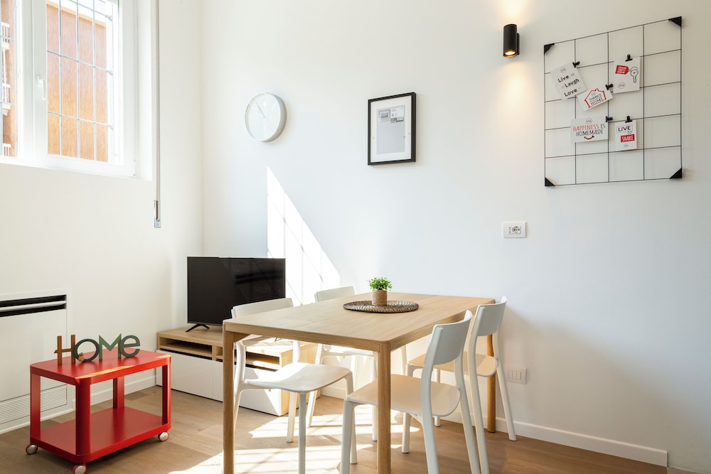 JOIVY Contemporary Apartments