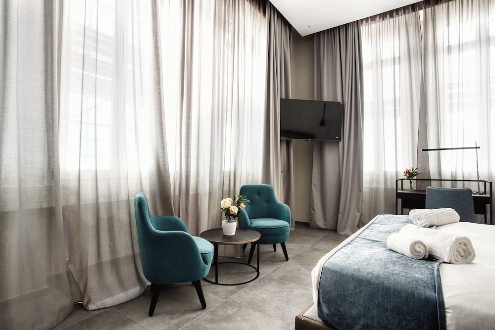 Superb Room for 4 near Duomo di Milano
