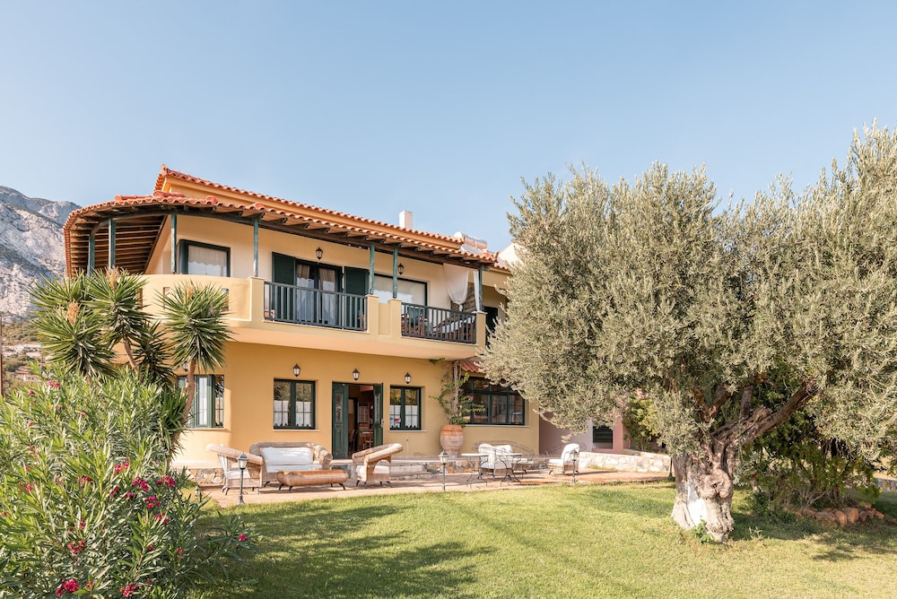 Ledra Samos Hotel