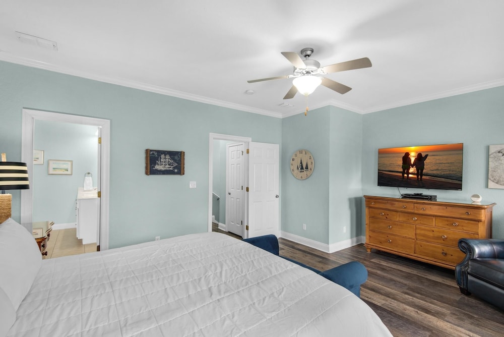 Emerald Destination