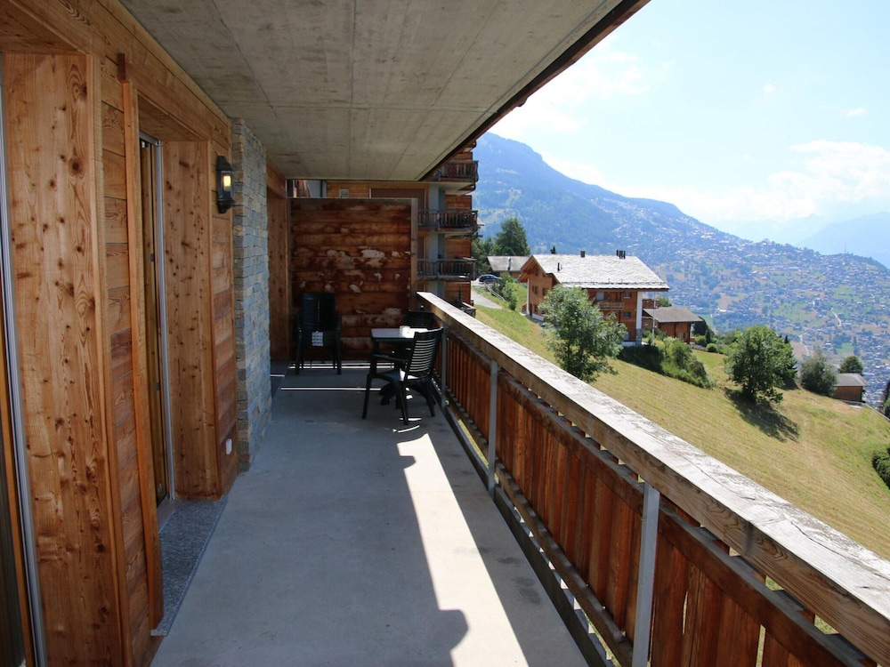 Apartment in Veysonnaz Near Ski Lift