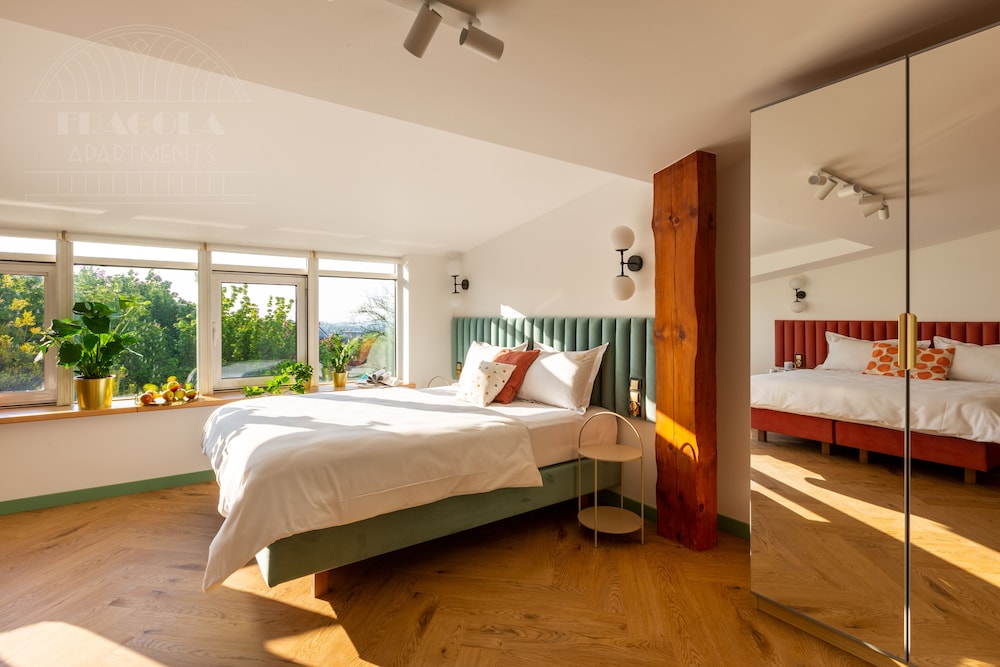 Fragola Apartments Old Town