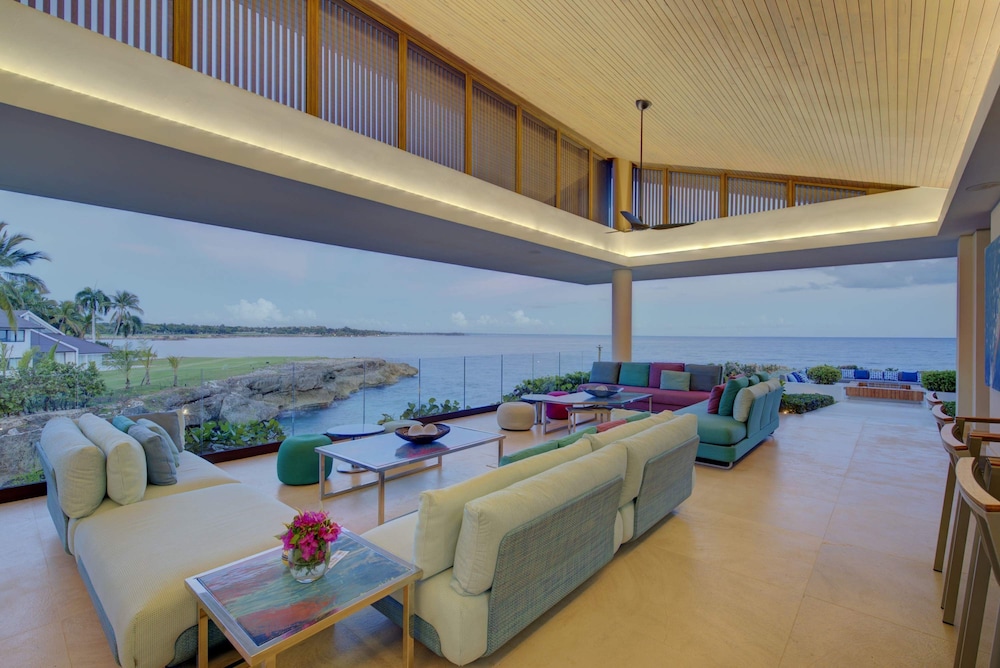 Clifftop Icon of Caribbean Luxury