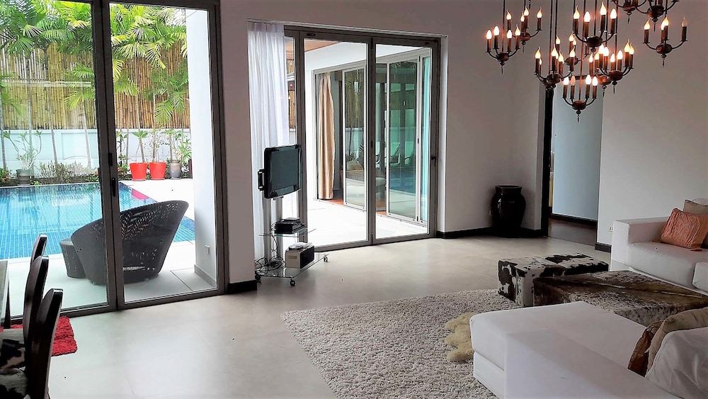 Private Pool Villas Phuket - Mandala Arnalia