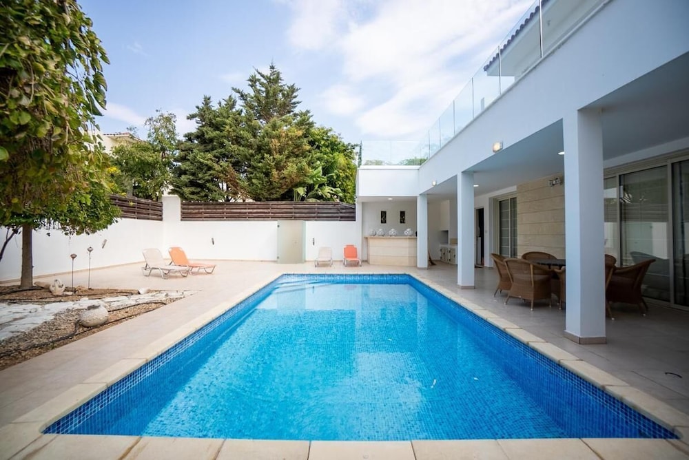Beachfront 3 BDR Villa With Pool
