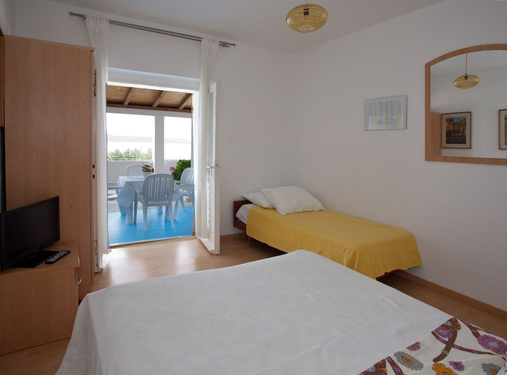 Apartments Toplak