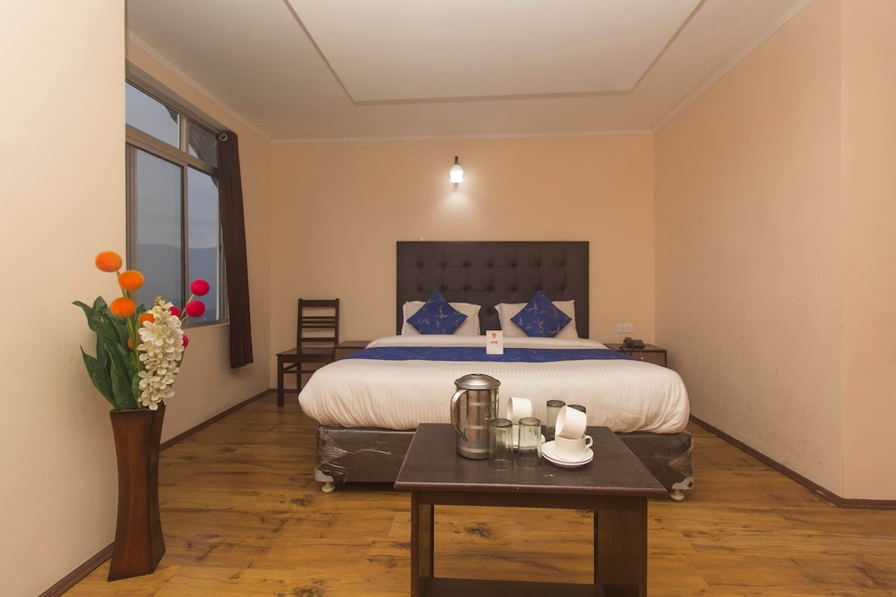 OYO 9686 Hotel Shantiniketan