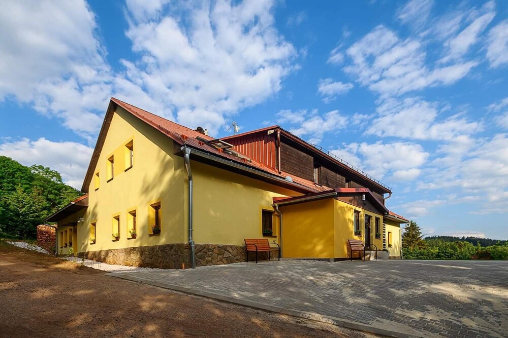 Luxe Villa in Bernartice Kkh045