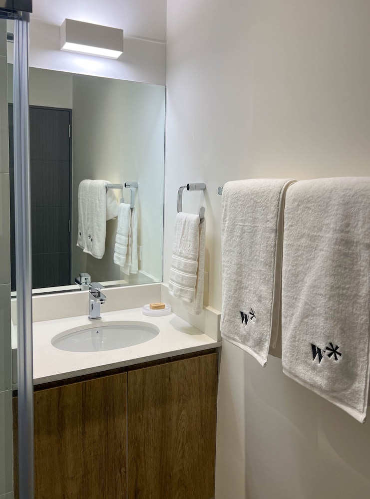 w Brilliant 1BR w Perfect Deco in San Isidro