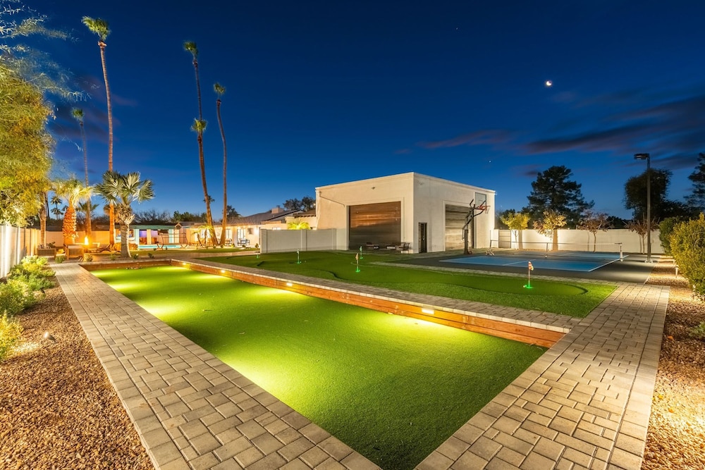 Scottsdale Palms Pickle-putt-swim-bocce Bbq-gym