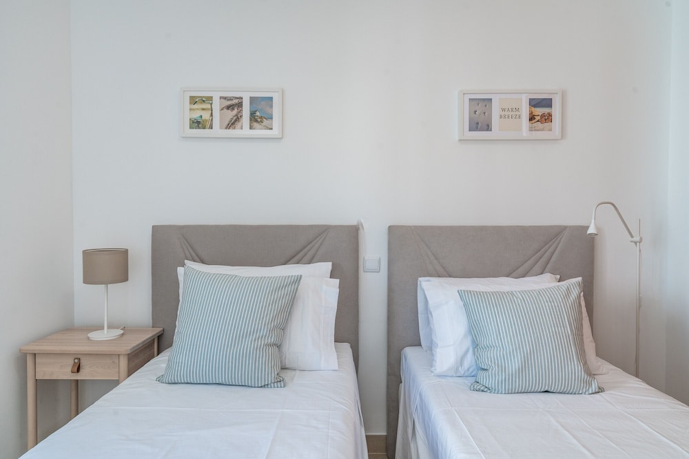 Tavira BAY 3 With Pool by Homing