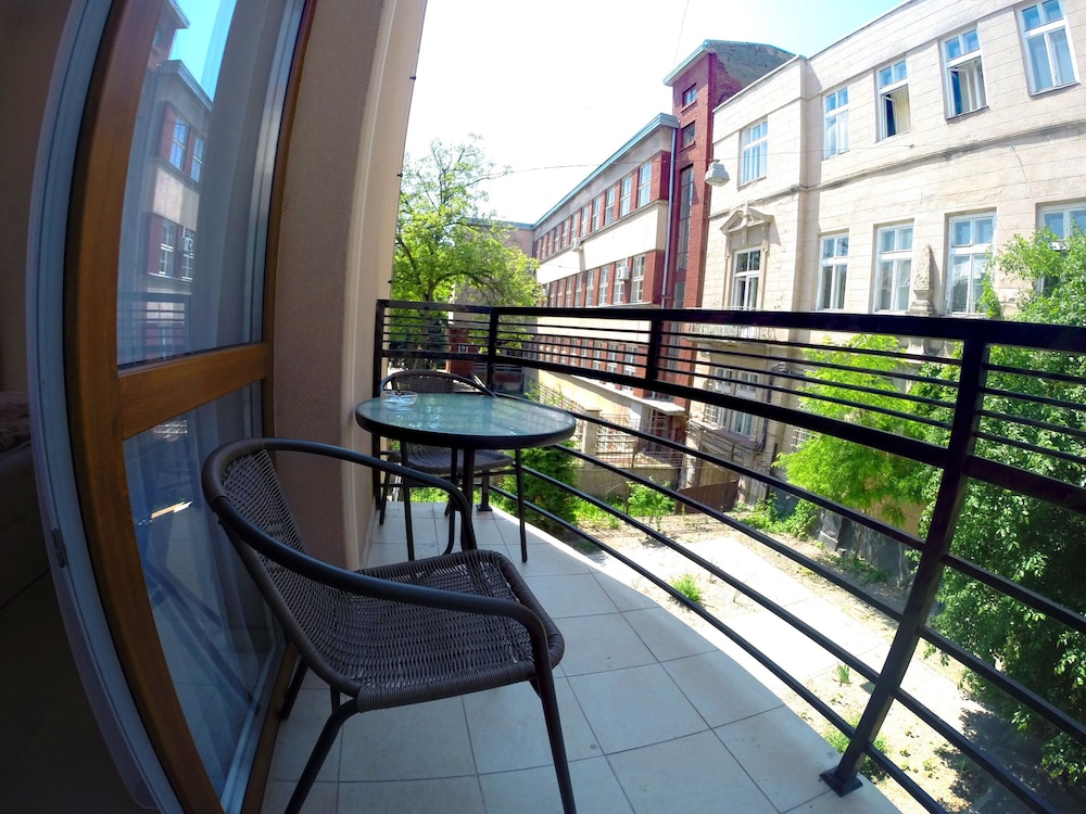 A&A Apartments