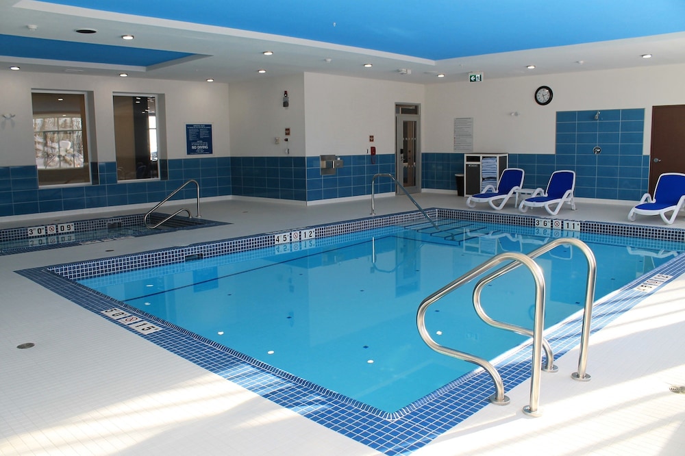Grande Prairie Vacations - Four Points by Sheraton Grande Prairie - Property Image 8