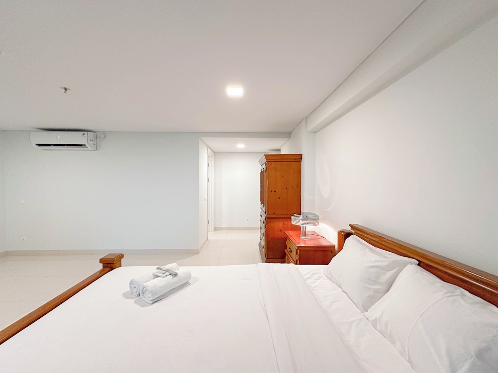 Spacious and Modern Studio SOHO Apartment at VieLoft SOHO and SKY Residence
