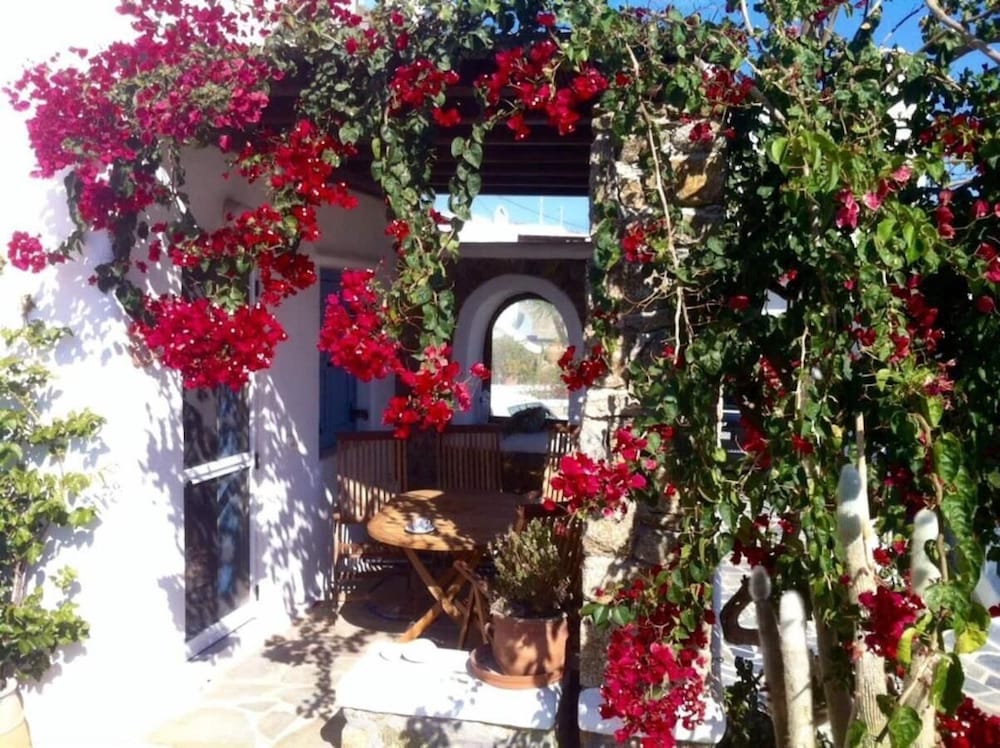 Beautiful Apt In Ano Mera Village view 5
