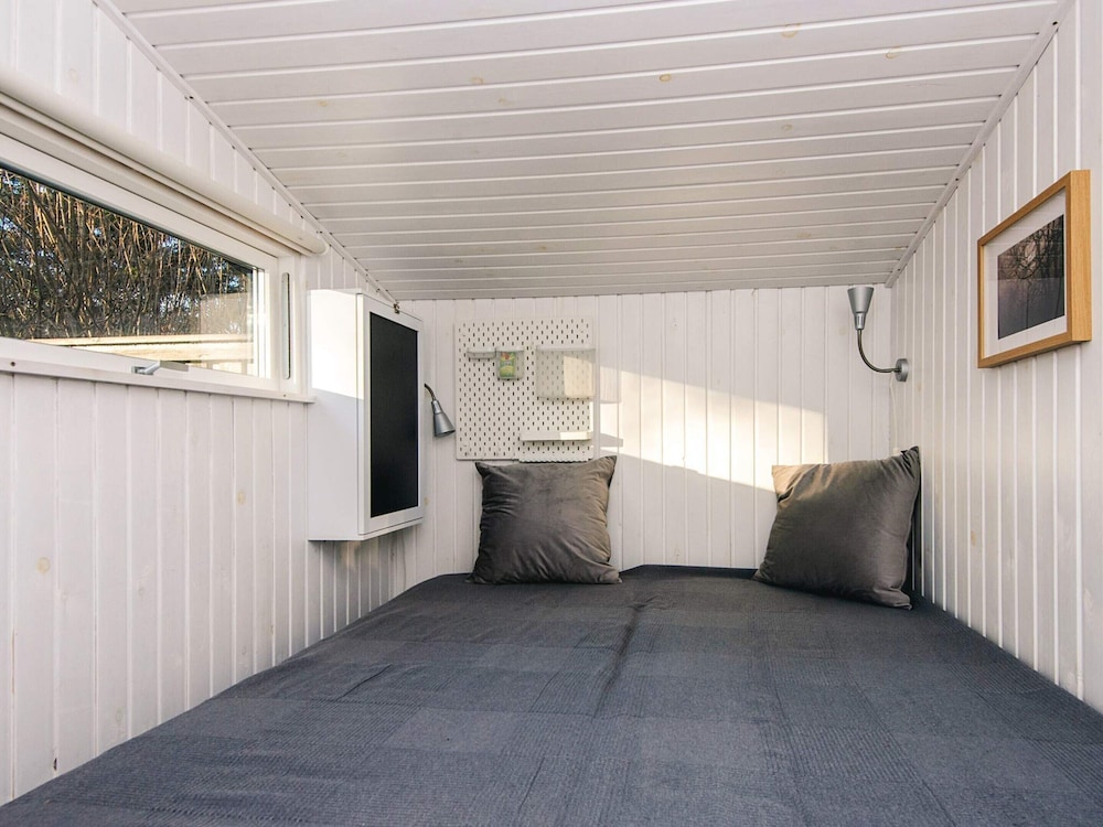 Peaceful Cabin Retreat in Ebeltoft
