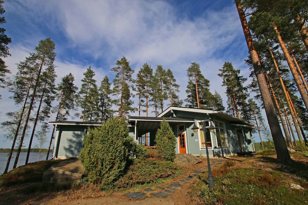 Oravi Villas