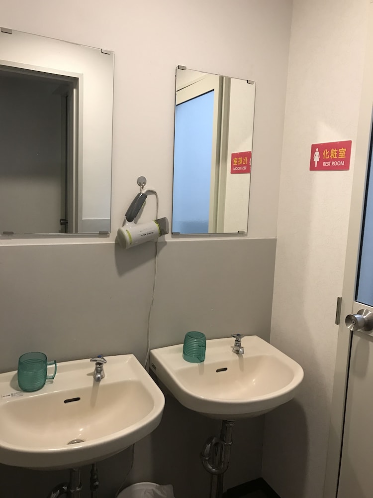 Guesthouse Hakodate Bay - Hostel