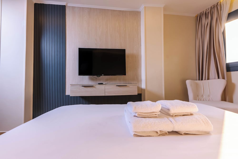 Remal Pyramids Hotel