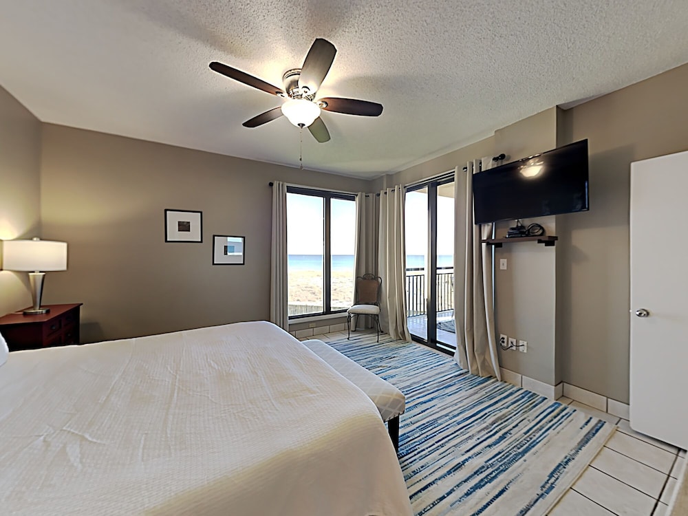 Pensacola Vacations - Navarre Towers by SVR - Property Image 2