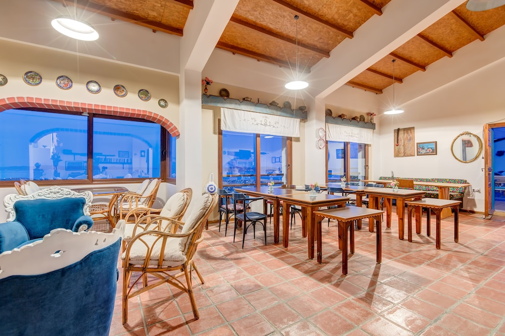 Mavi Keci Otel
