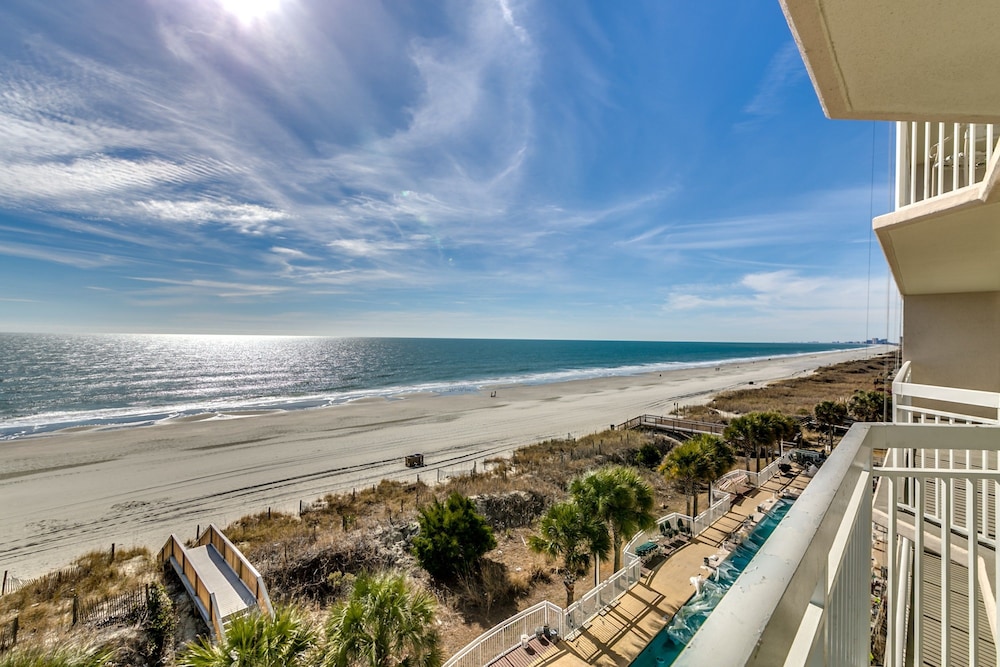 Crescent Shores by Condo-World