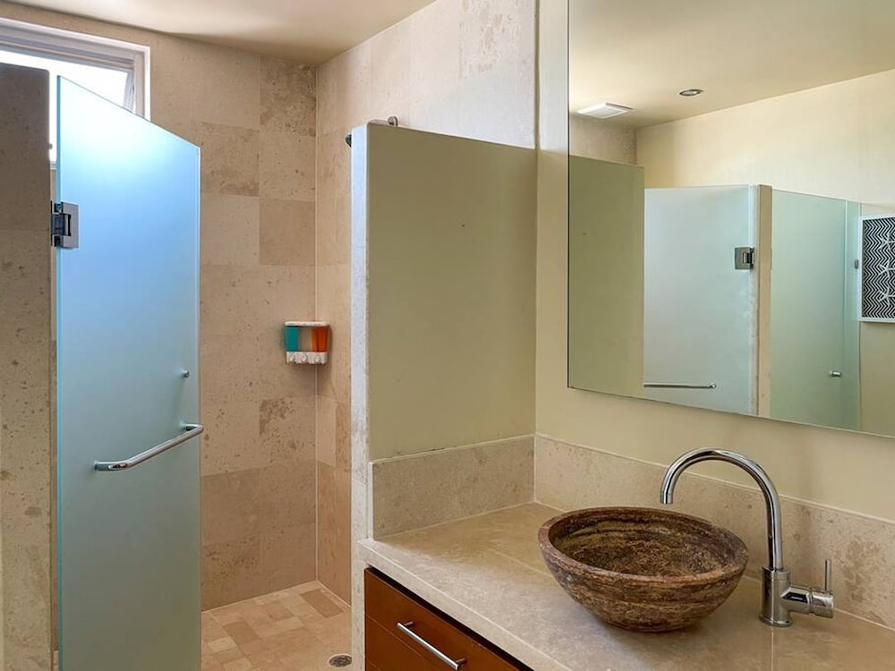 Oceanfront Gem With Pools Private Beach
