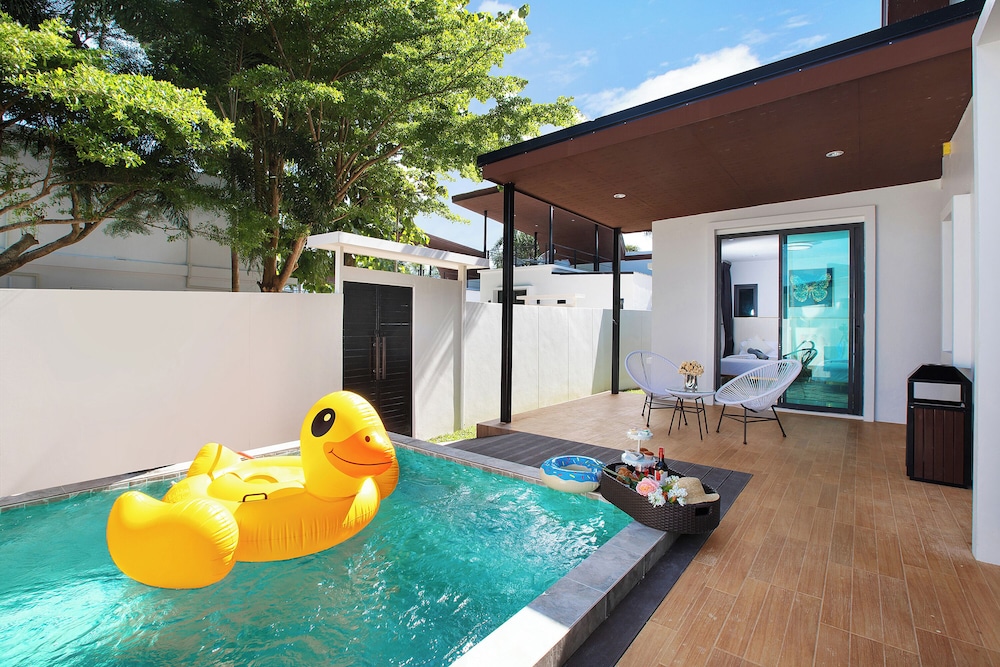 Nariya Bayfront Phuket view 3