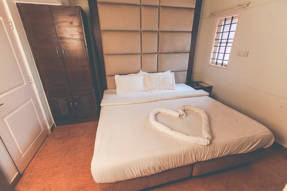Royal Suites Hotel Apartment