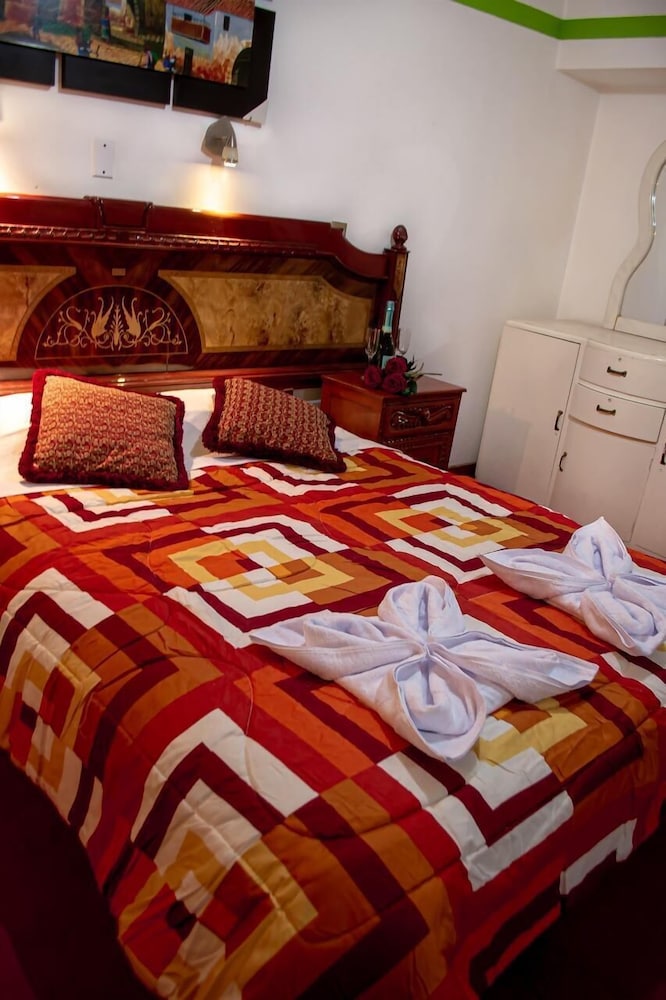 Hostal Madre De Dios