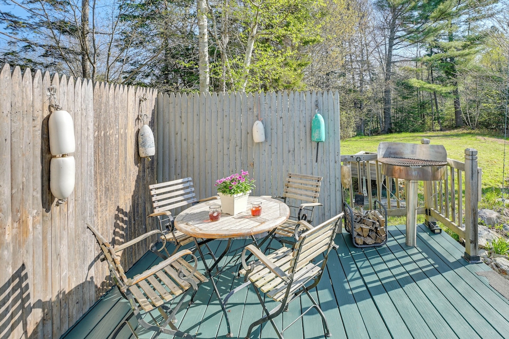 13 Mi to Acadia: Artistic Retreat in Nature