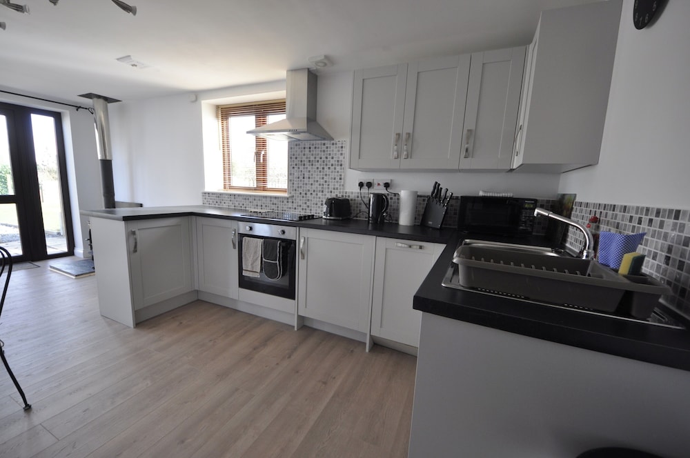 The Chalet is pet Friendly on a Farm Near Malvern