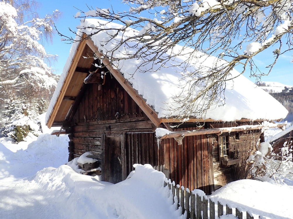 Farmhouse in Weisspriach Near Mountain Lakes