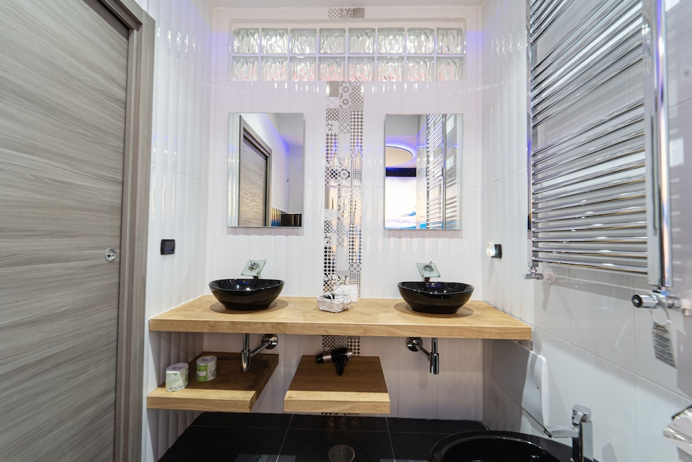 P.C. Boutique H. Napoli Centro by ClaPa Group Dislocated Hospitality