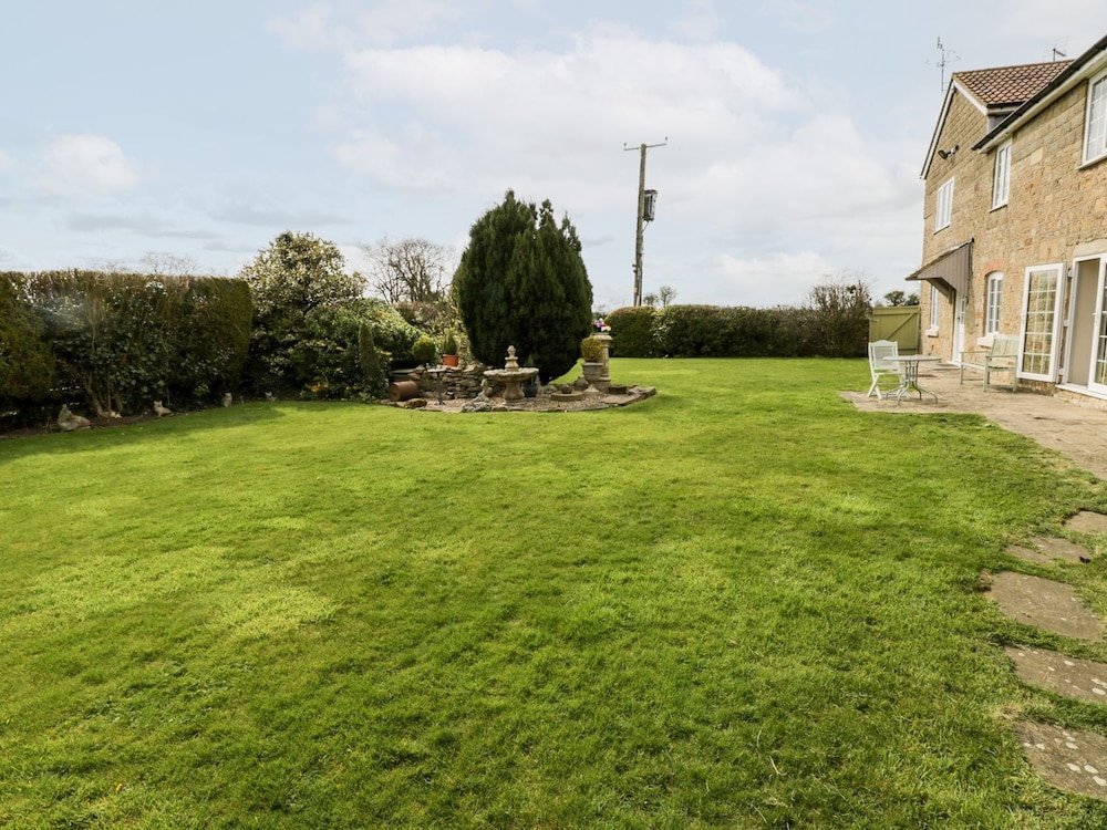 Woodlands Cottage