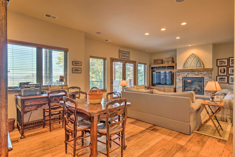 Lake & Mountain Views: Stunning Estes Park Home!
