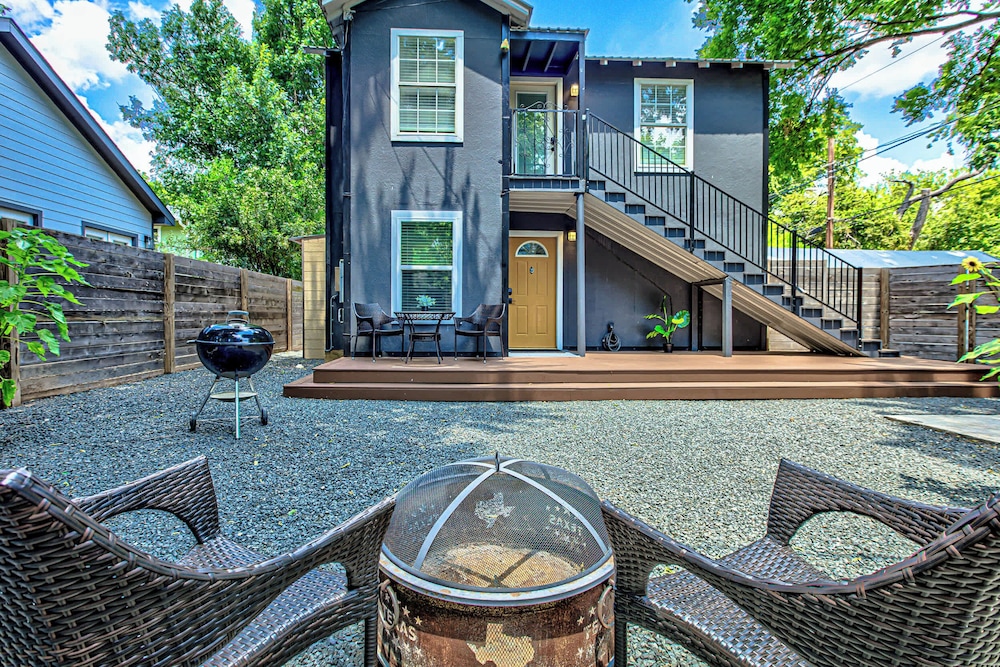 Garden Home Walkable to East Austin Eateries - Image 1