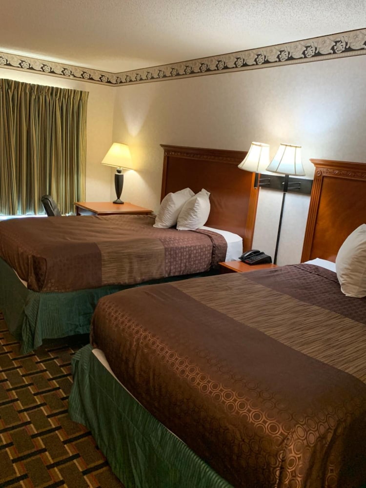 Heritage Inn