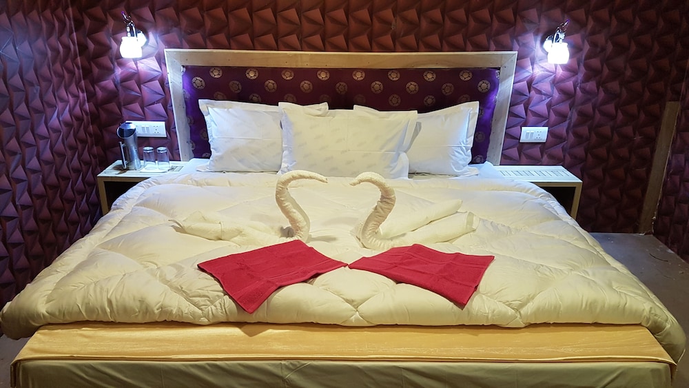 The Wooden Nest