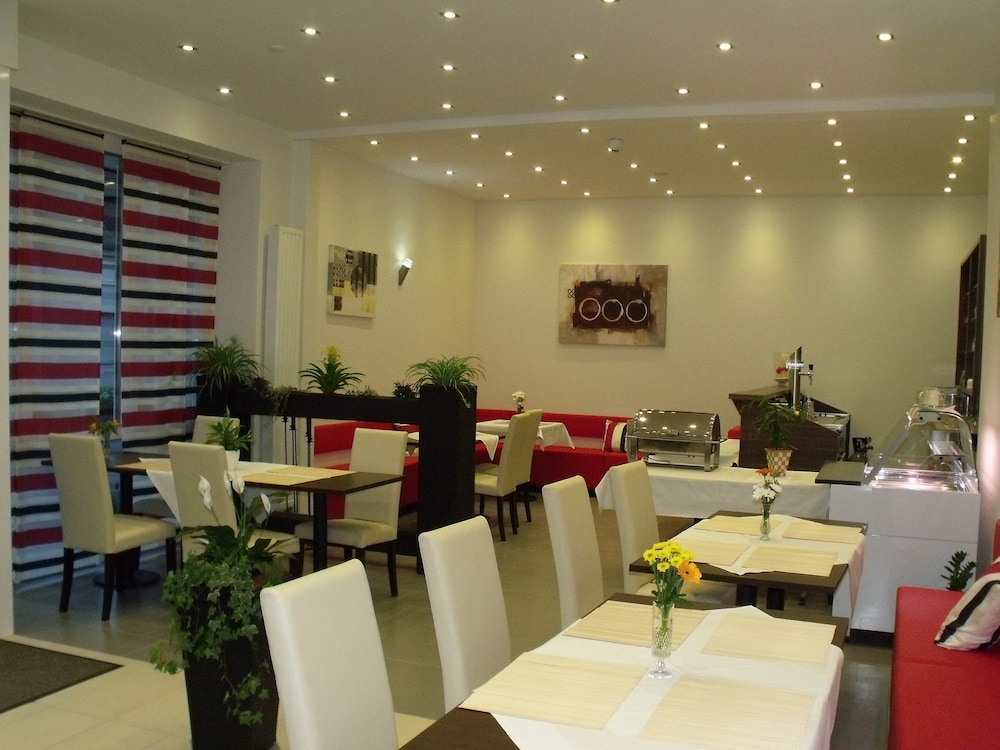 City Hotel Garni Ahlen - Property Image 14