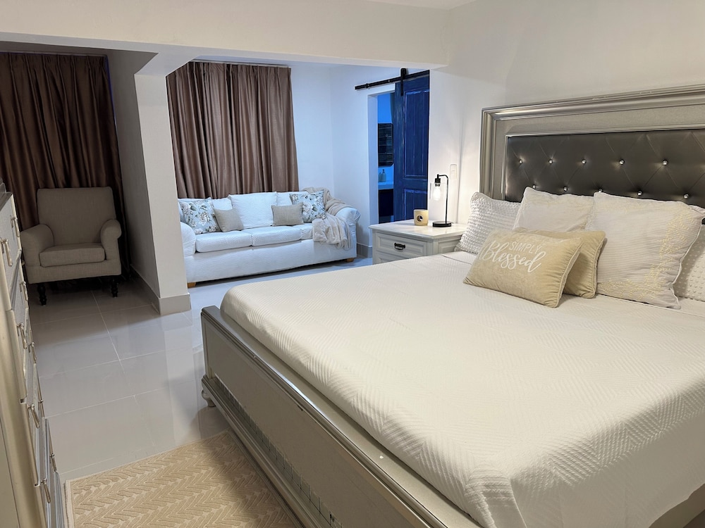 Onyx luxury rd