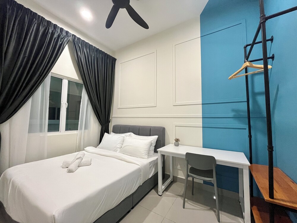 Amber Cove Melaka by Manhattan Group
