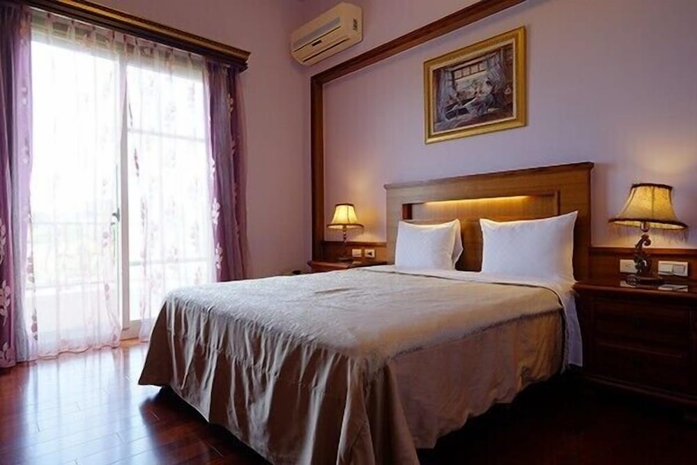 Aurora B&B
