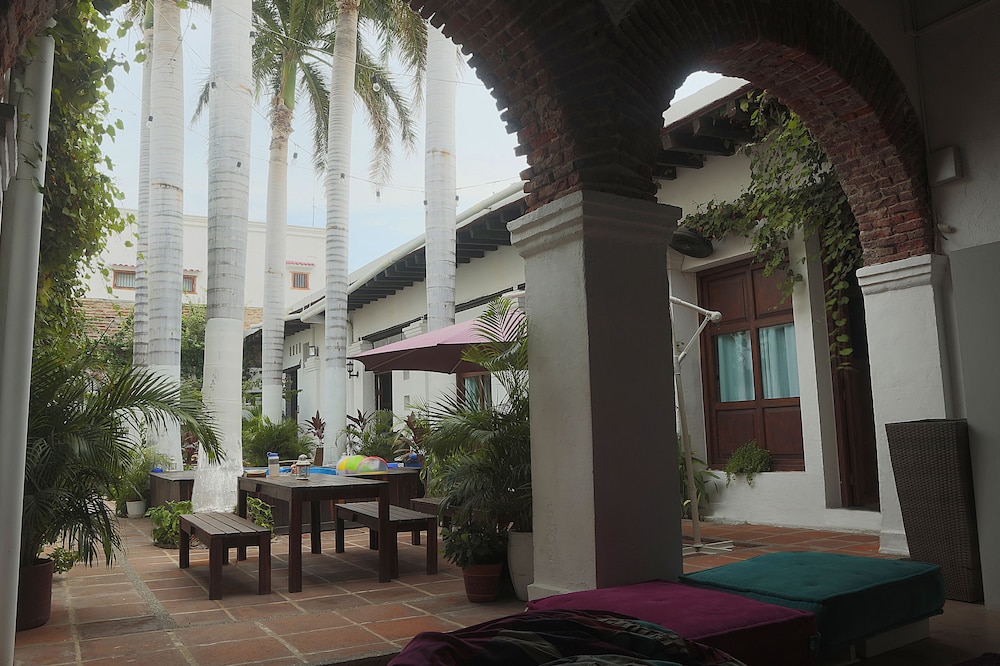 La Villana Hostel